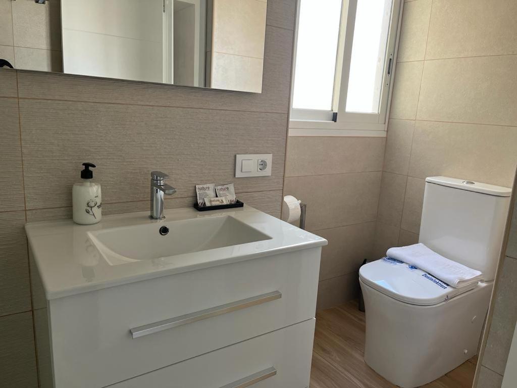 Apartamento Frente Al Mar En Calpe Con Parking Para 4 Personas ภายนอก รูปภาพ